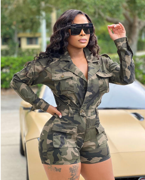 She-Ro camo suit